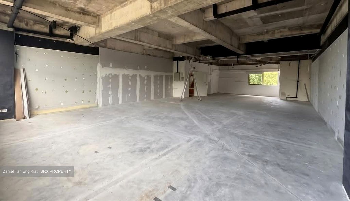 Old Holland Road (D10), Office #626369081